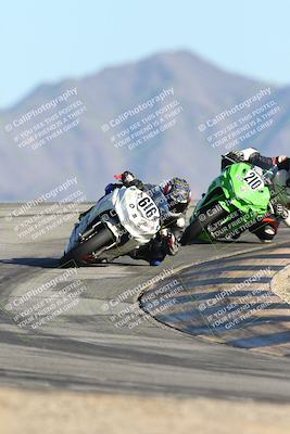 media/Dec-06-2025-CVMA (Sat) [[4a896cc04c]]/Race 9-500-400-350 Supersport/